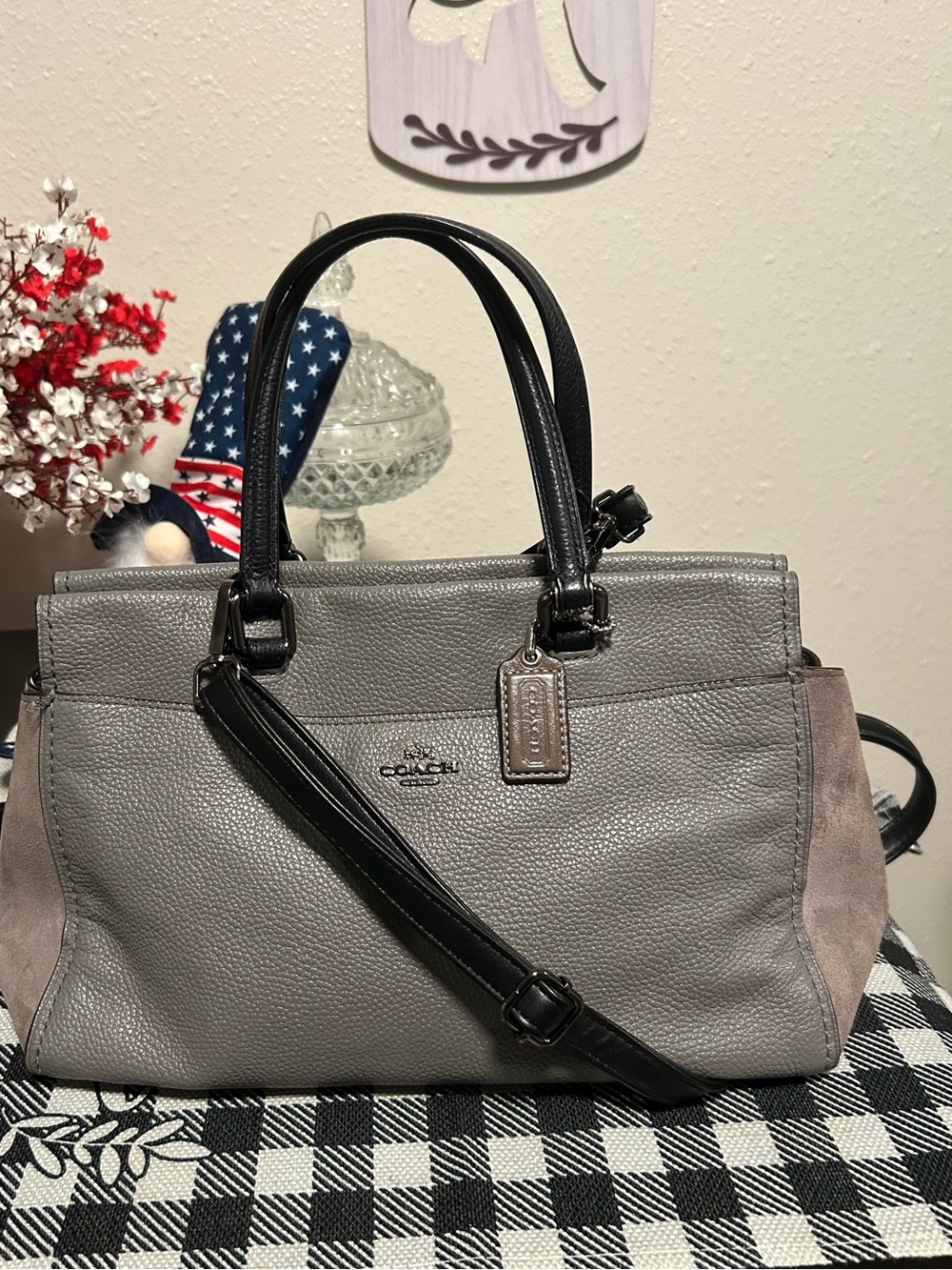 Coach❤️Fulton Gray Mixed Leather& Suede Satchel with Black Handles and Crossbody